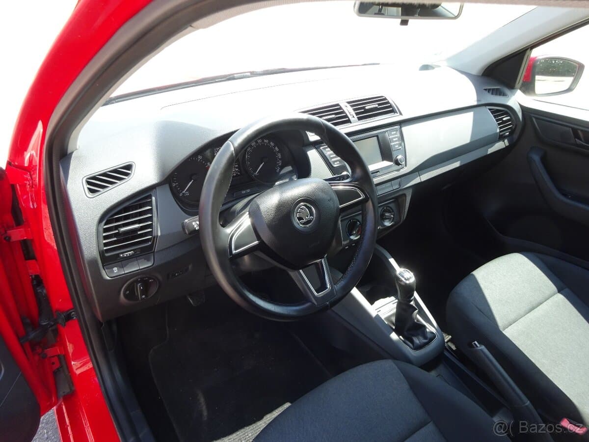 2015 Škoda FABIA - 5