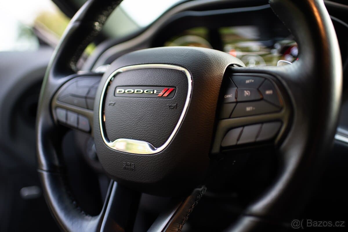 2019 Dodge CHALLENGER - 5