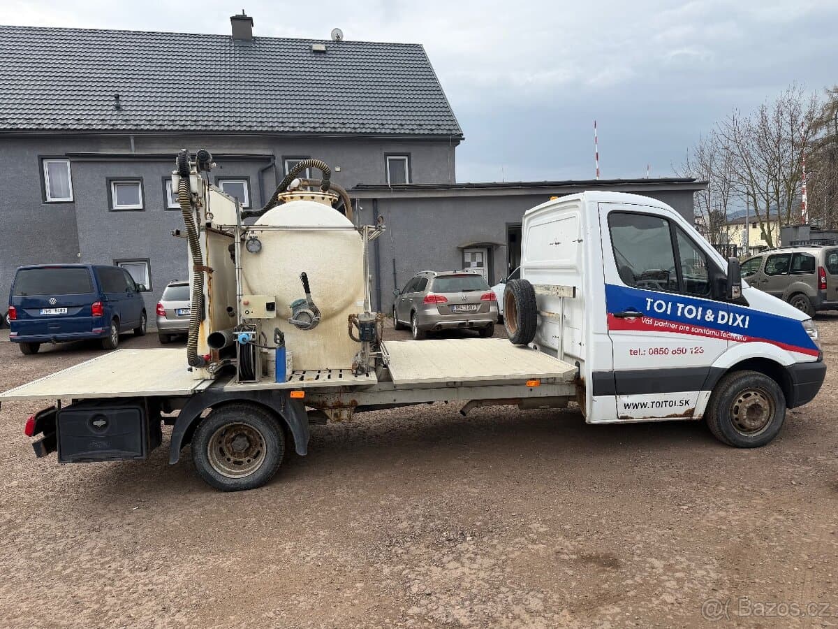 2010 Mercedes-Benz SPRINTER - 5