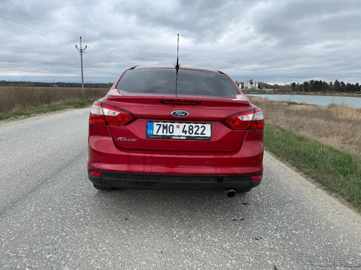 2011 Ford FOCUS - 5
