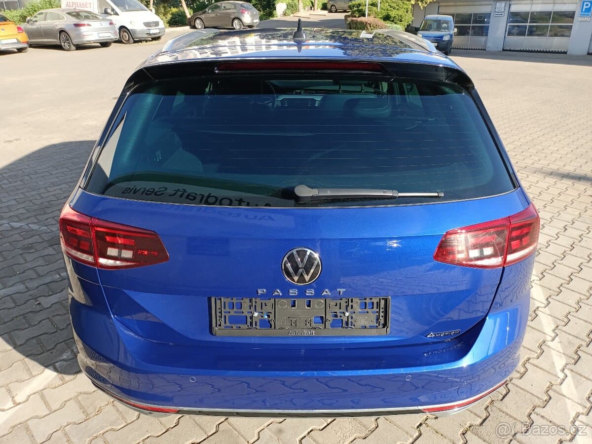 2021 Volkswagen PASSAT - 5