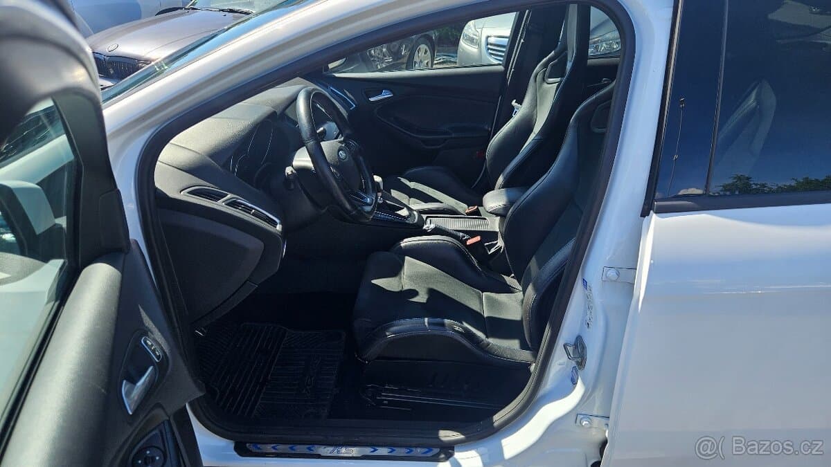 2016 Ford FOCUS - 5
