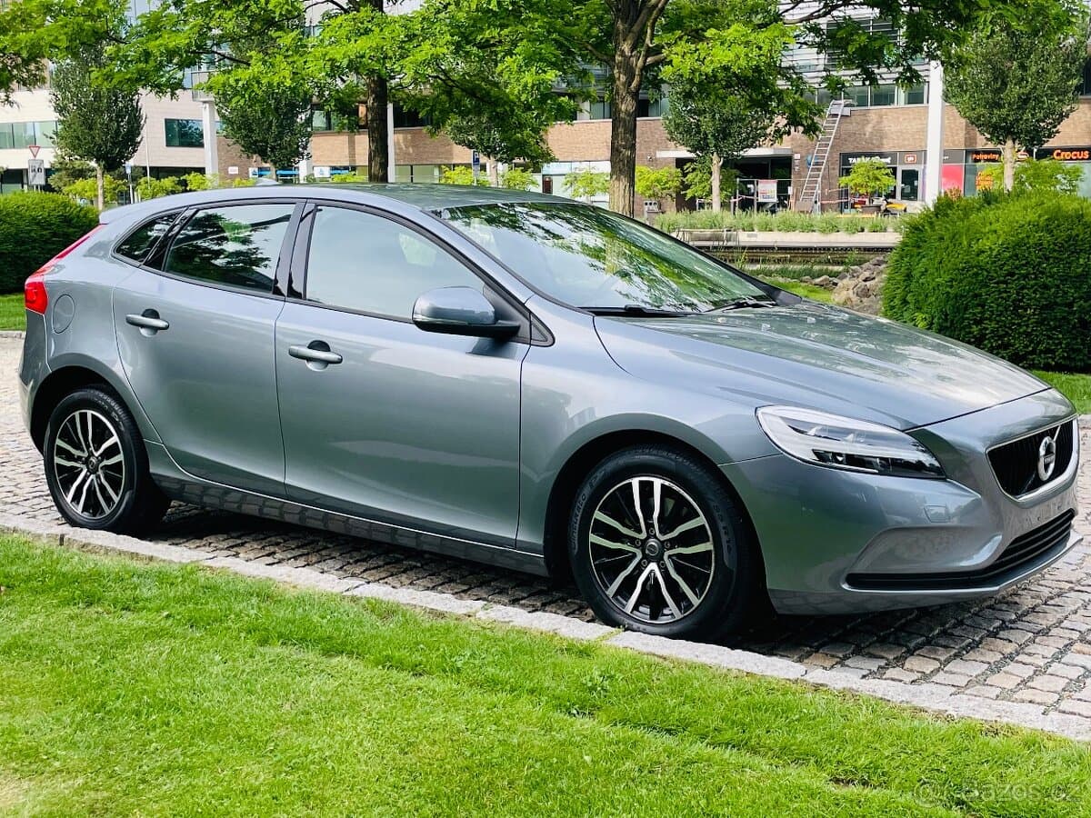 2018 Volvo V40 - 5