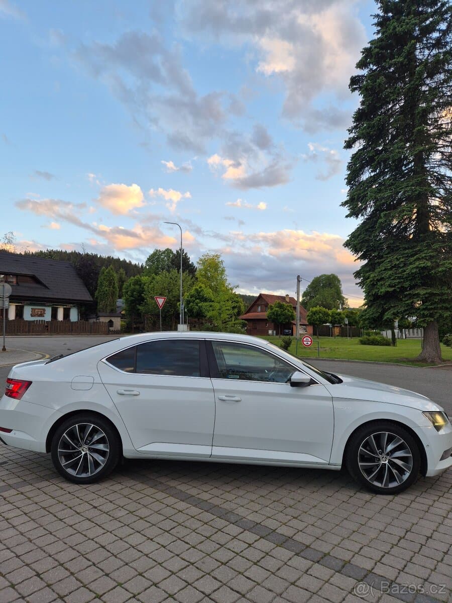 Škoda SUPERB - 5