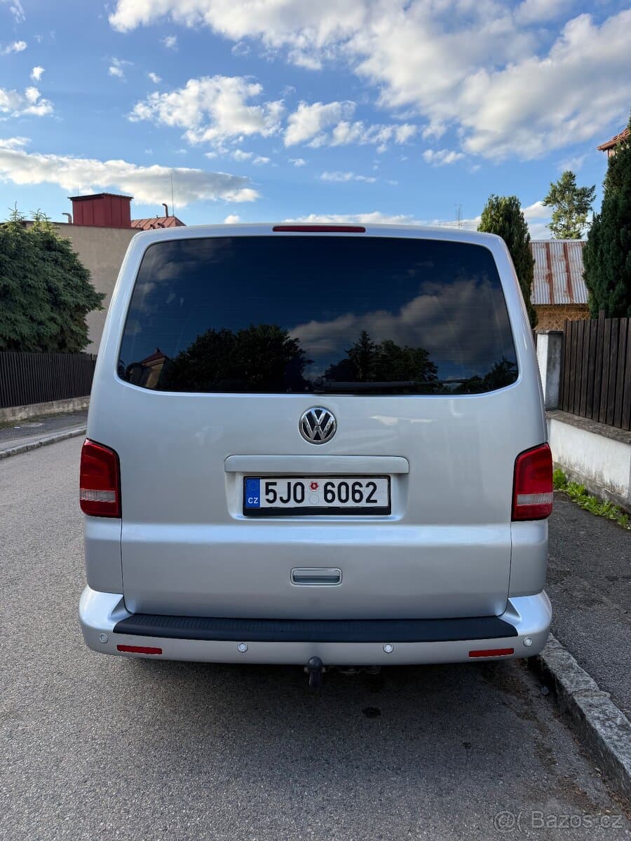 2010 Volkswagen CARAVELLE - 5