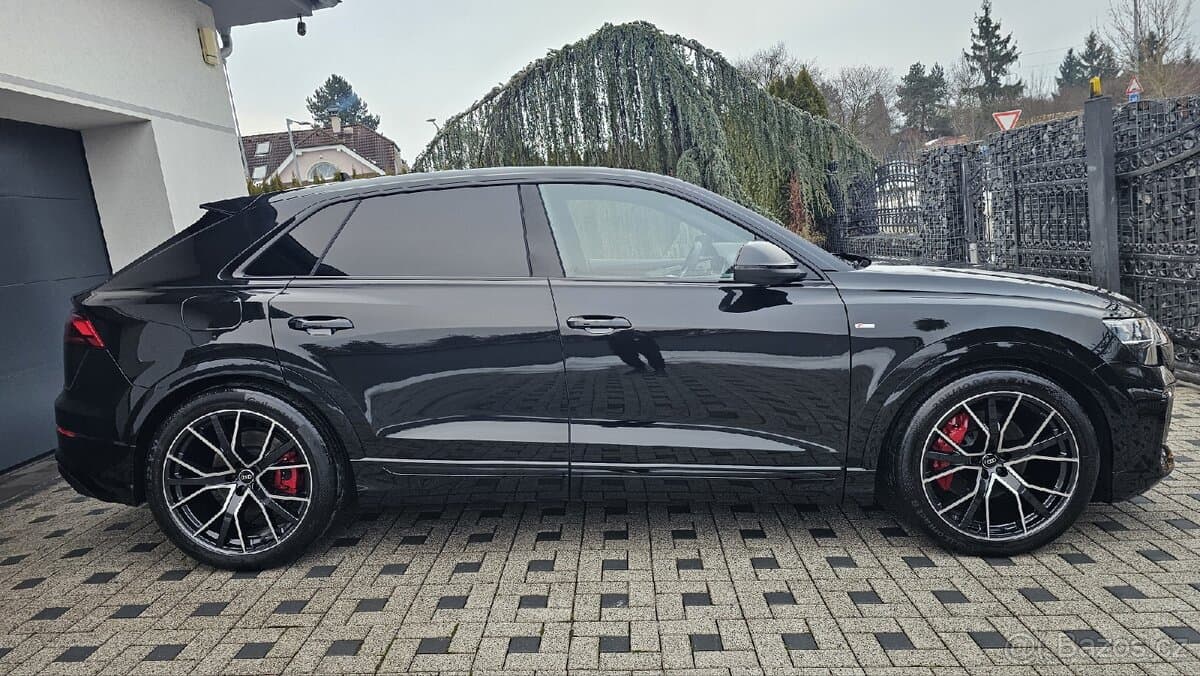 Audi Q8 - 5