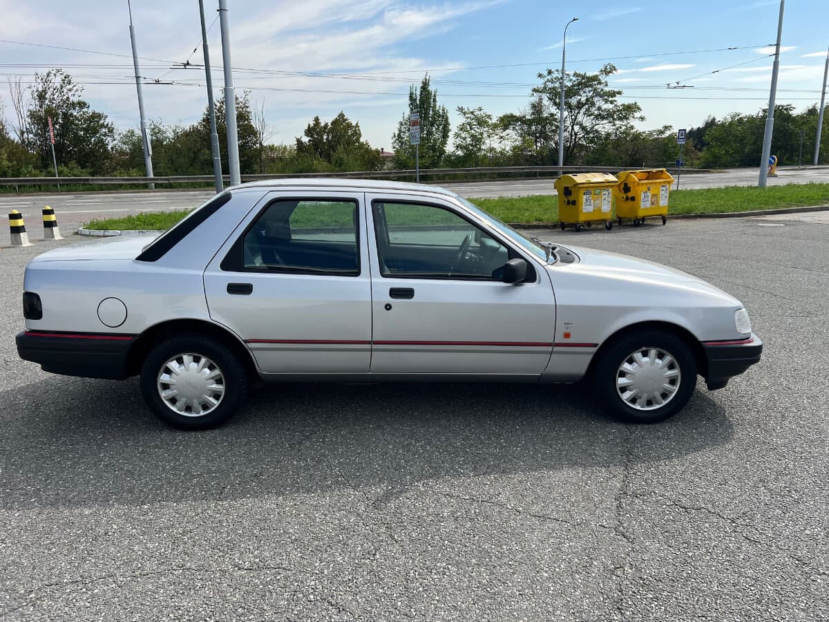 1990 Ford SIERRA - 5