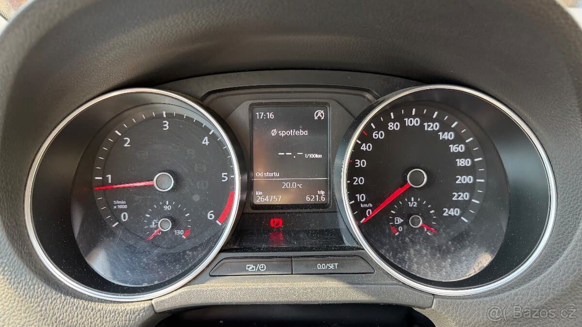 2015 Volkswagen POLO - 5
