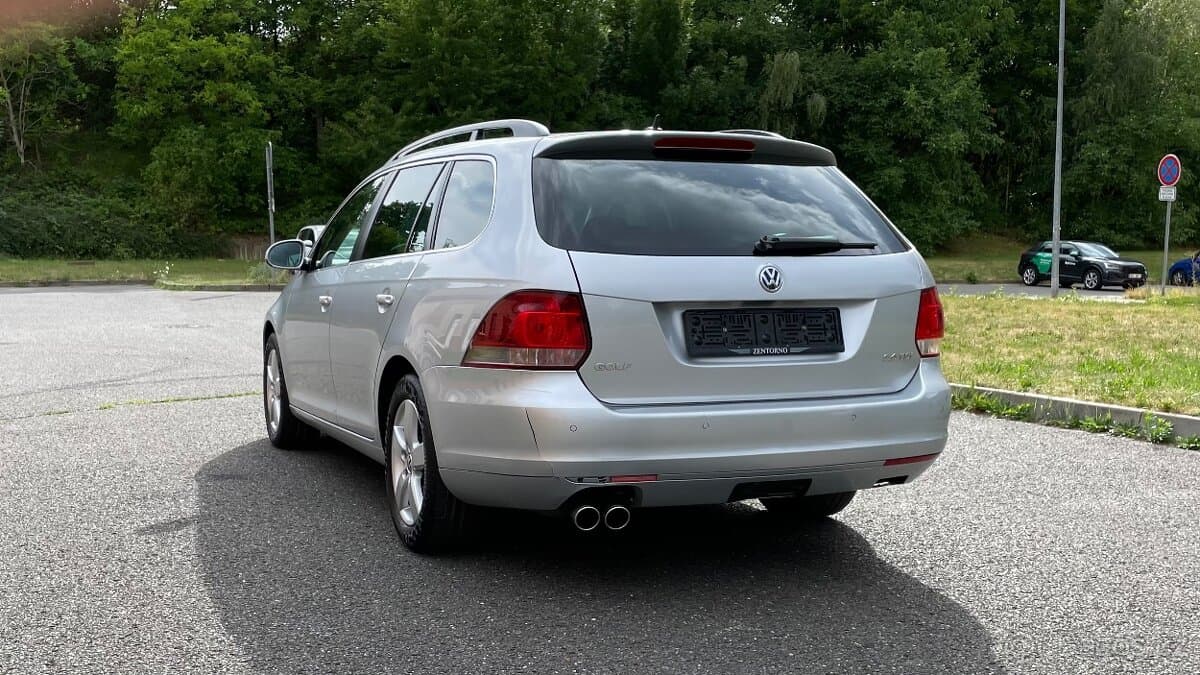 2011 Volkswagen GOLF - 5