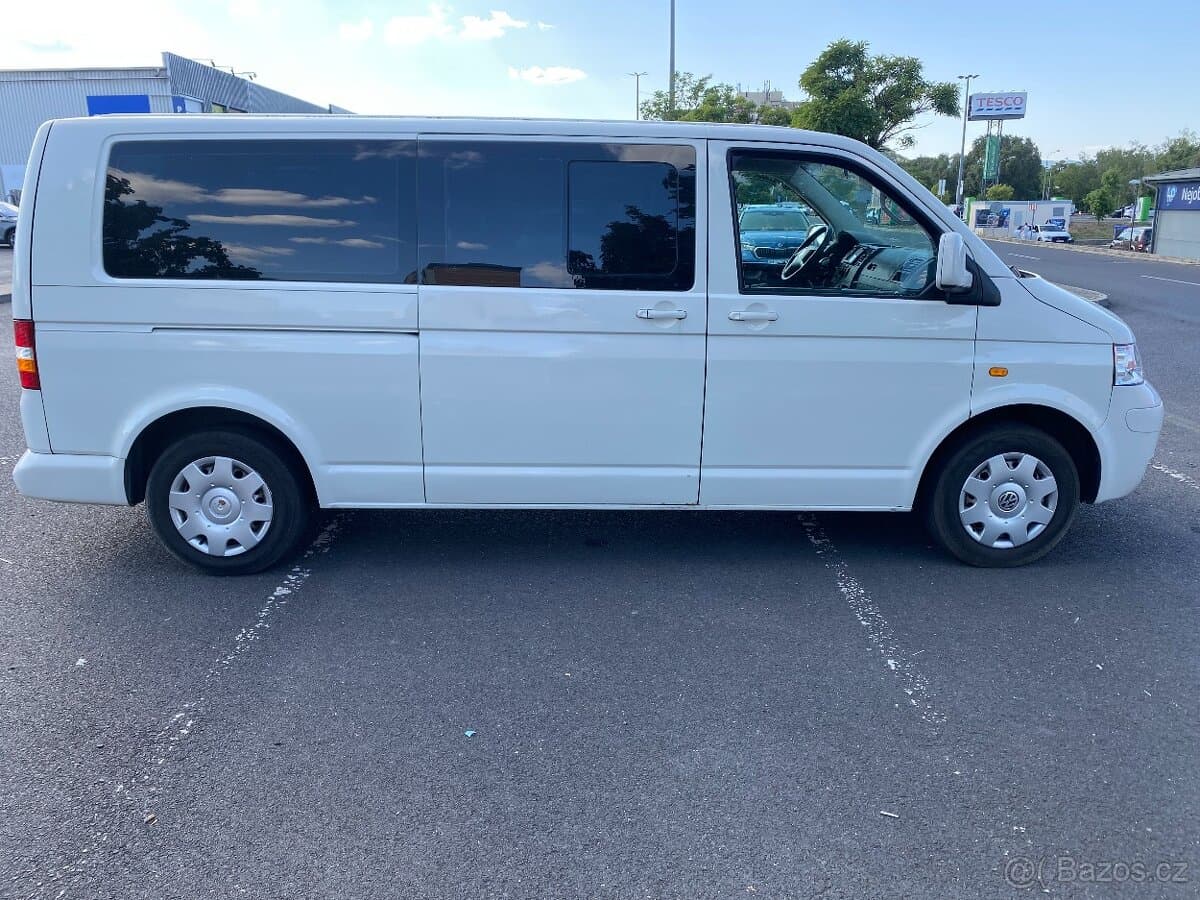 2004 Volkswagen CARAVELLE - 5