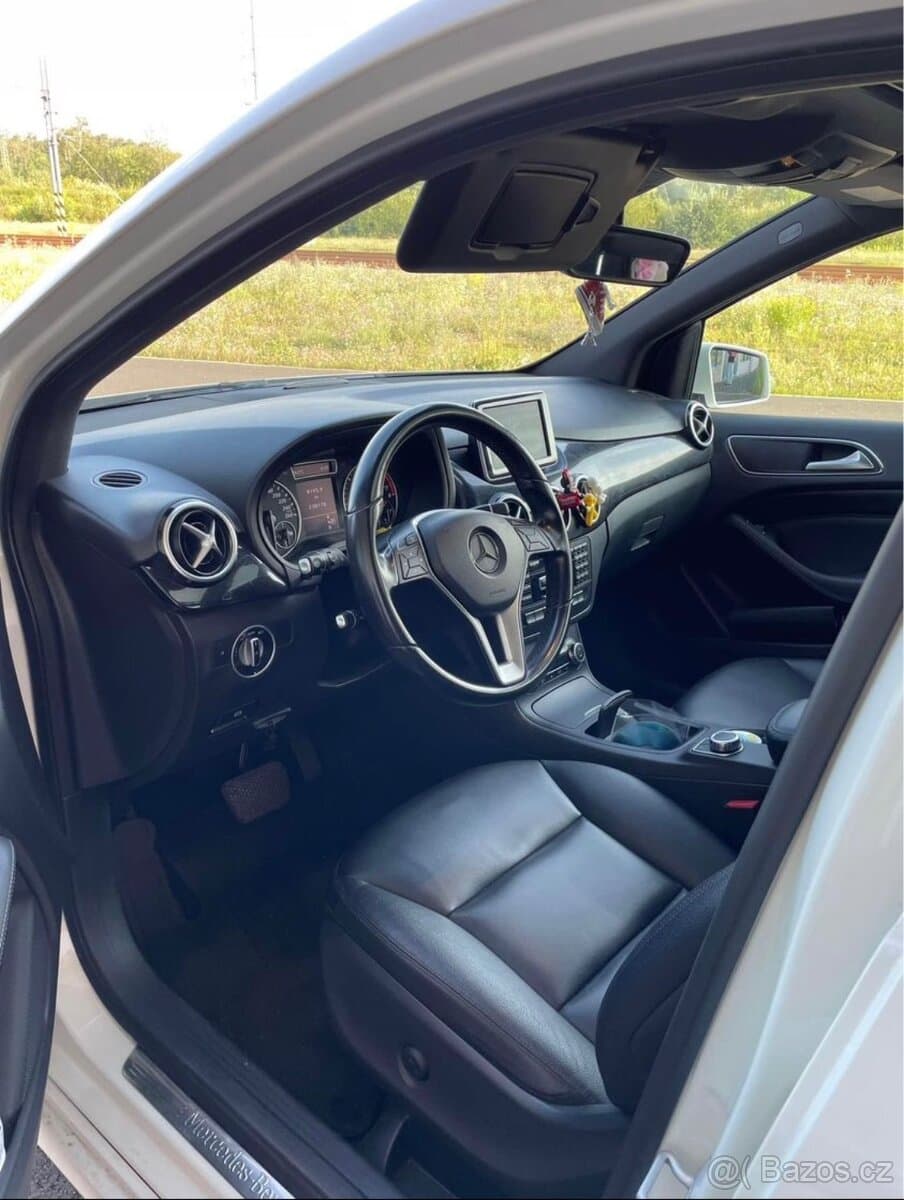2014 Mercedes-Benz B-CLASS - 5