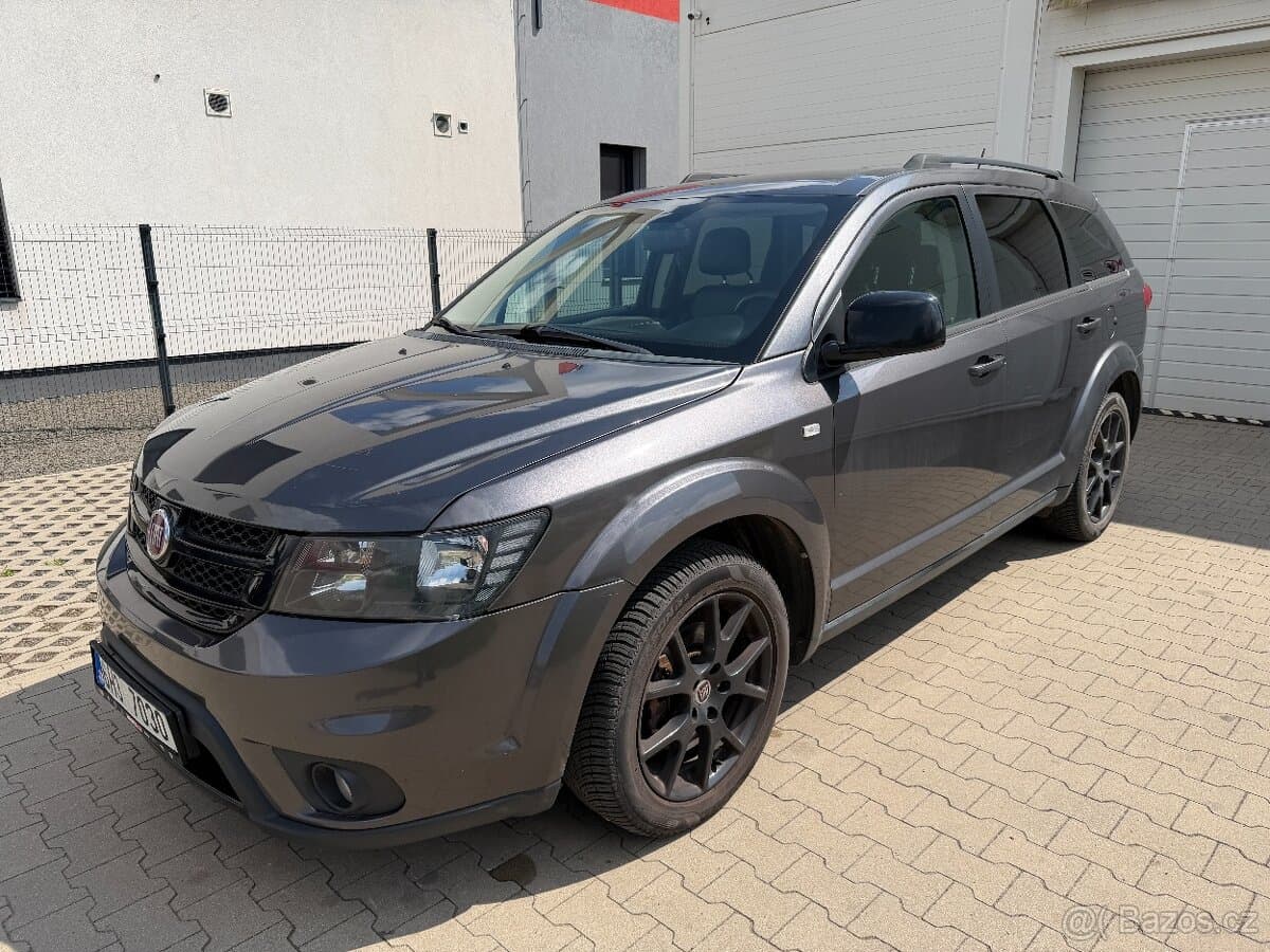 Fiat FREEMONT - 5