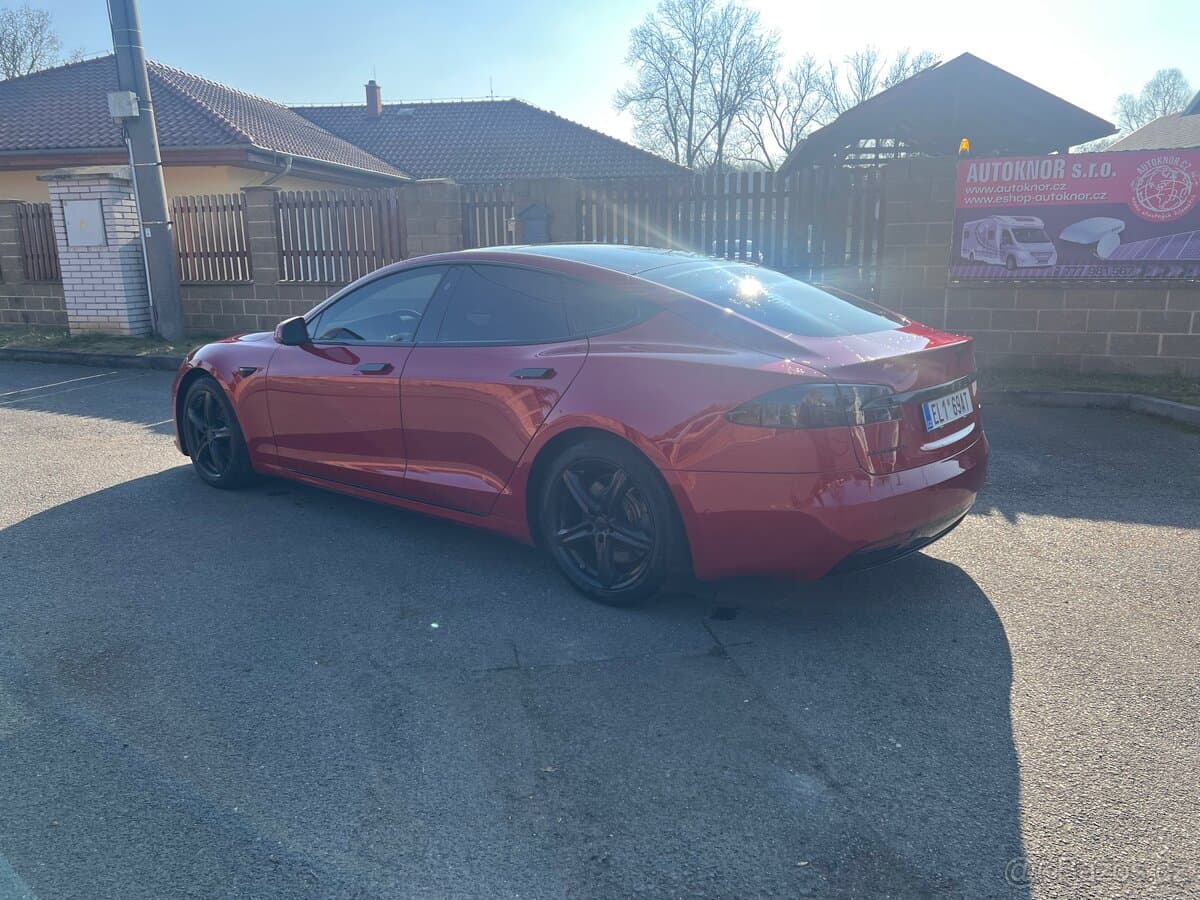 2017 Tesla MODEL S - 5