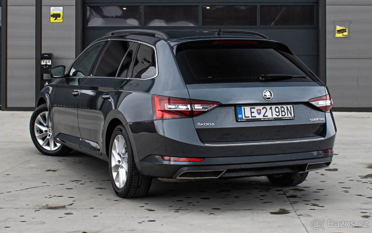 2018 Škoda SUPERB - 5