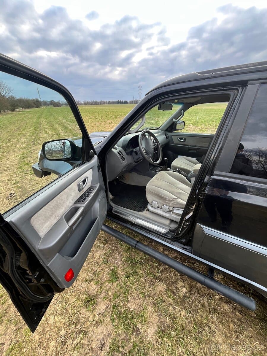 Hyundai TERRACAN - 5