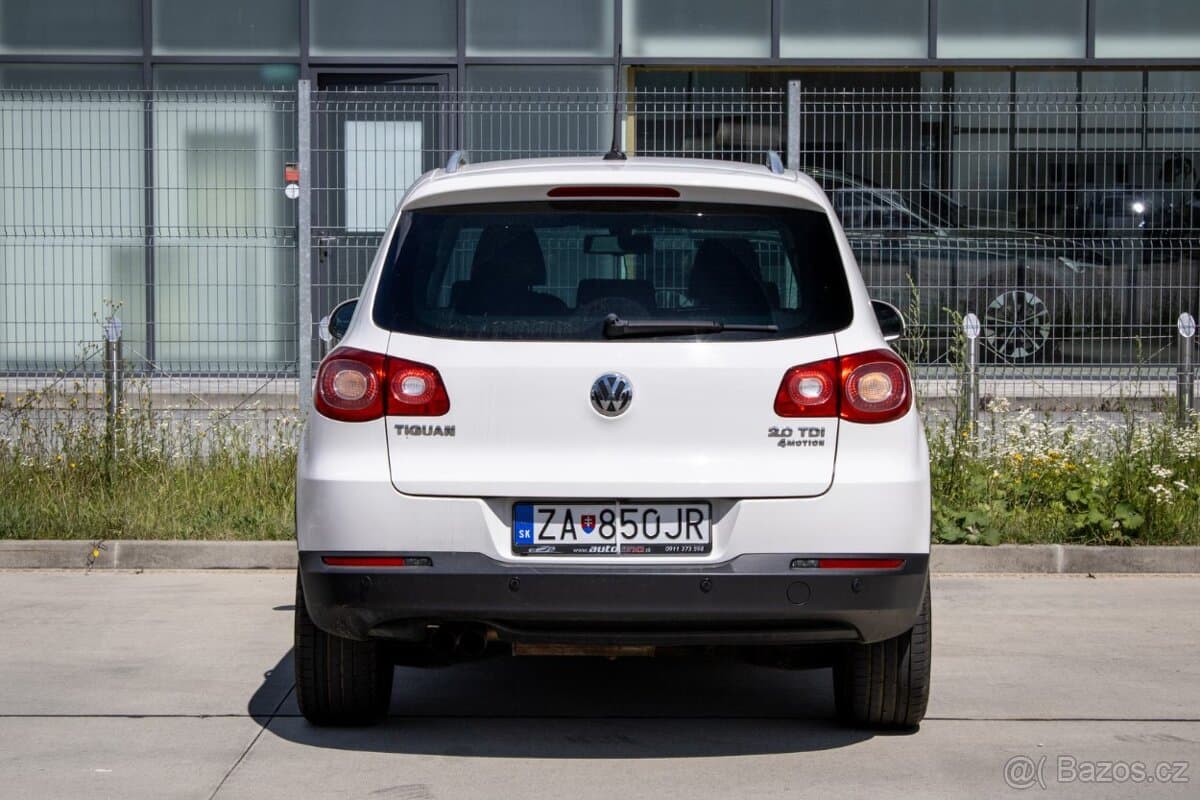 2011 Volkswagen TIGUAN - 5