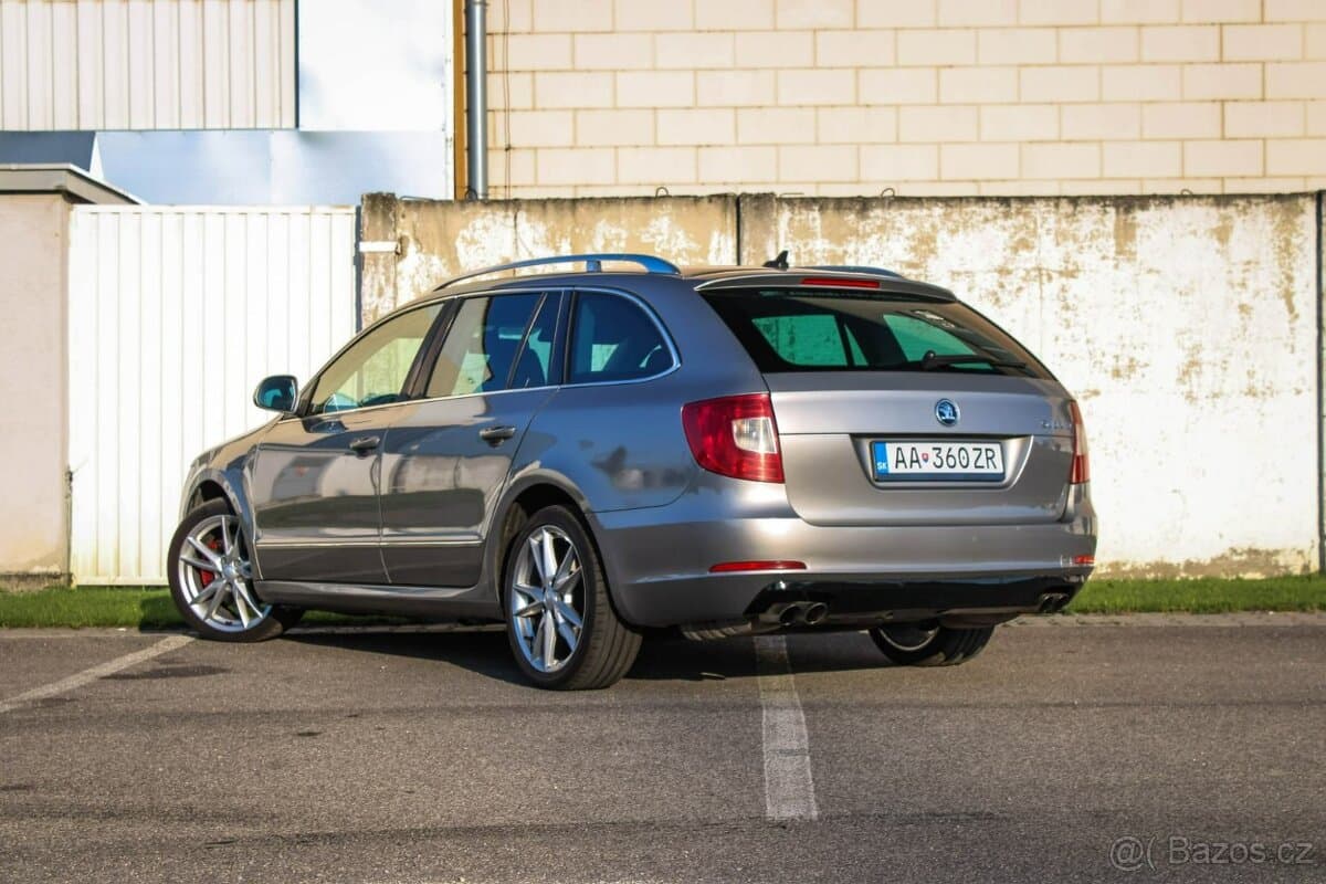 2012 Škoda SUPERB - 5