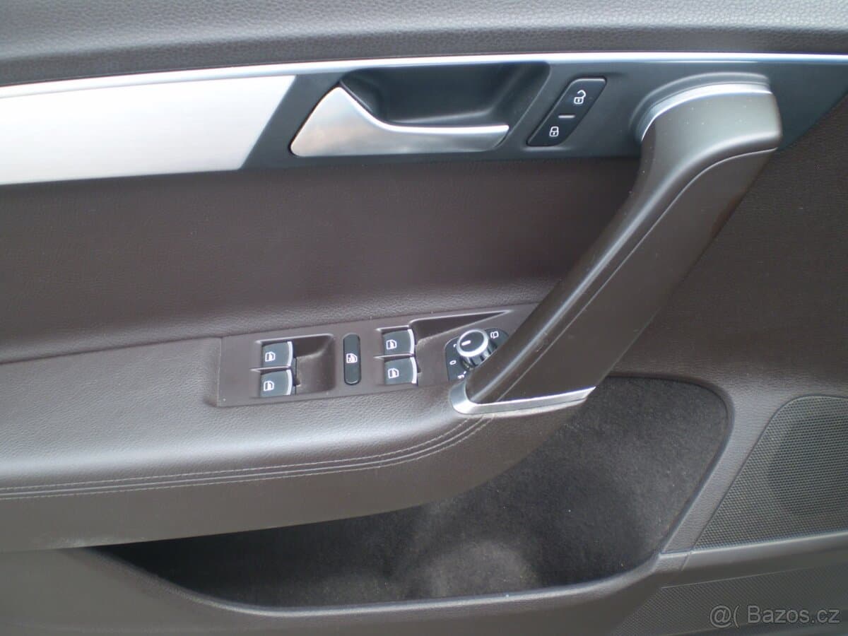 2014 Volkswagen PASSAT - 5