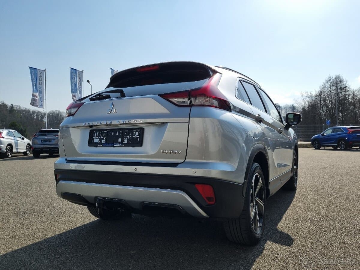 2022 Mitsubishi OSTATNÍ - 5