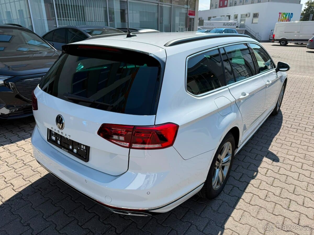 Volkswagen PASSAT - 5