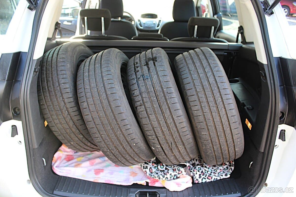 2015 Ford C-MAX - 5
