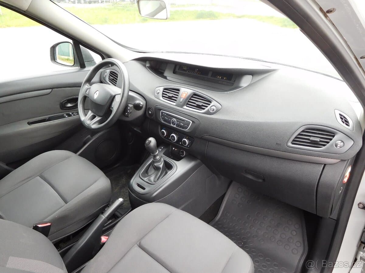 2011 Renault SCENIC - 5