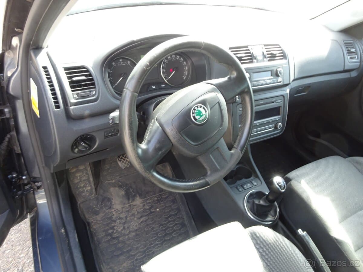 2011 Škoda FABIA - 5