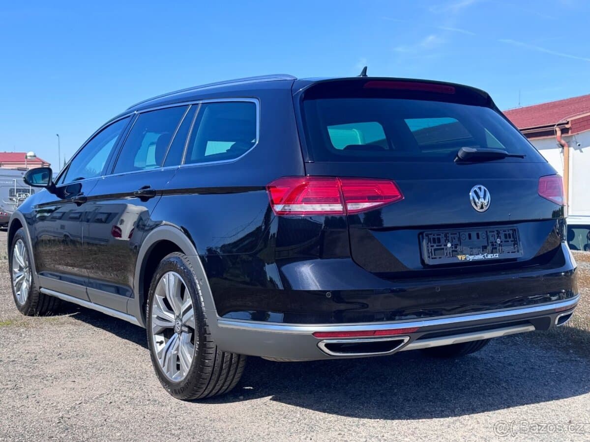 2015 Volkswagen PASSAT - 5