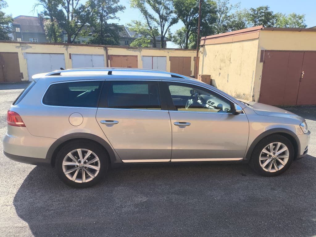 2014 Volkswagen PASSAT - 5