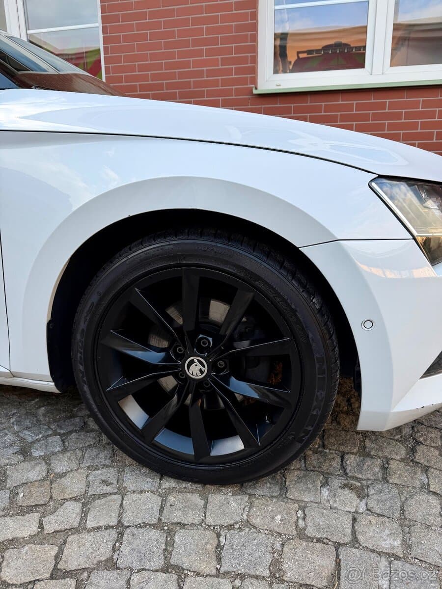 2015 Škoda SUPERB - 5