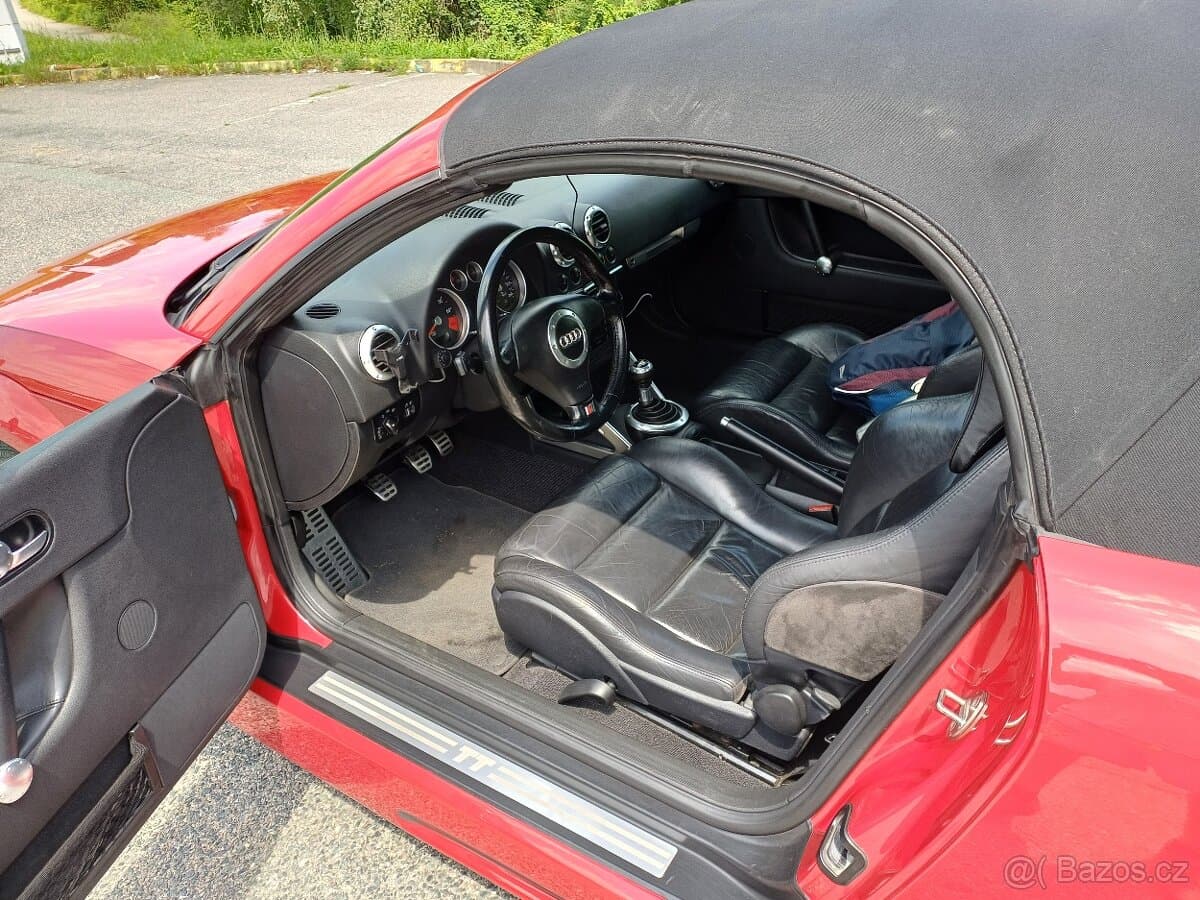 2000 Audi TT - 5