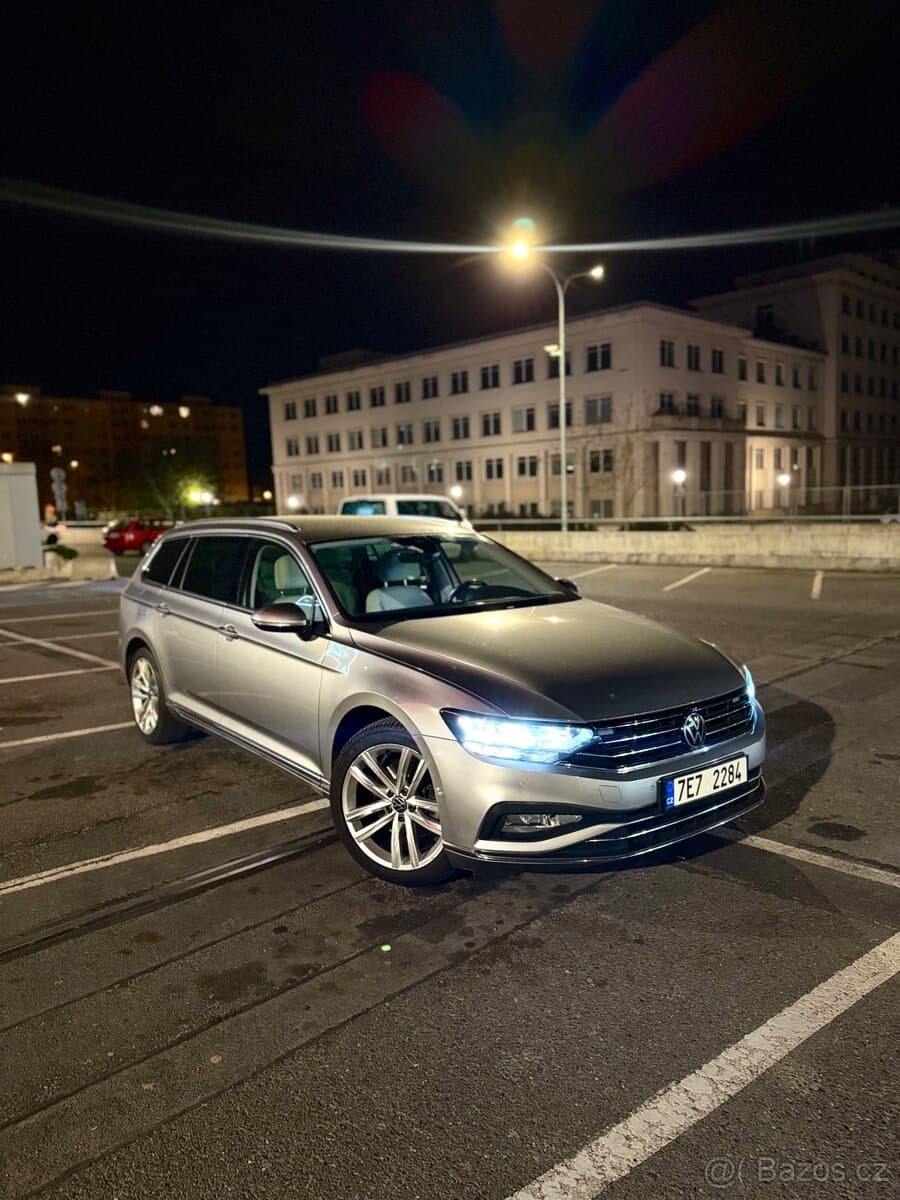 2021 Volkswagen PASSAT - 5