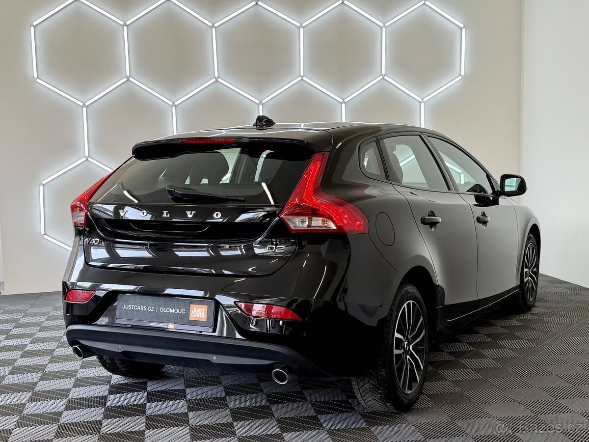 2019 Volvo V40 - 5