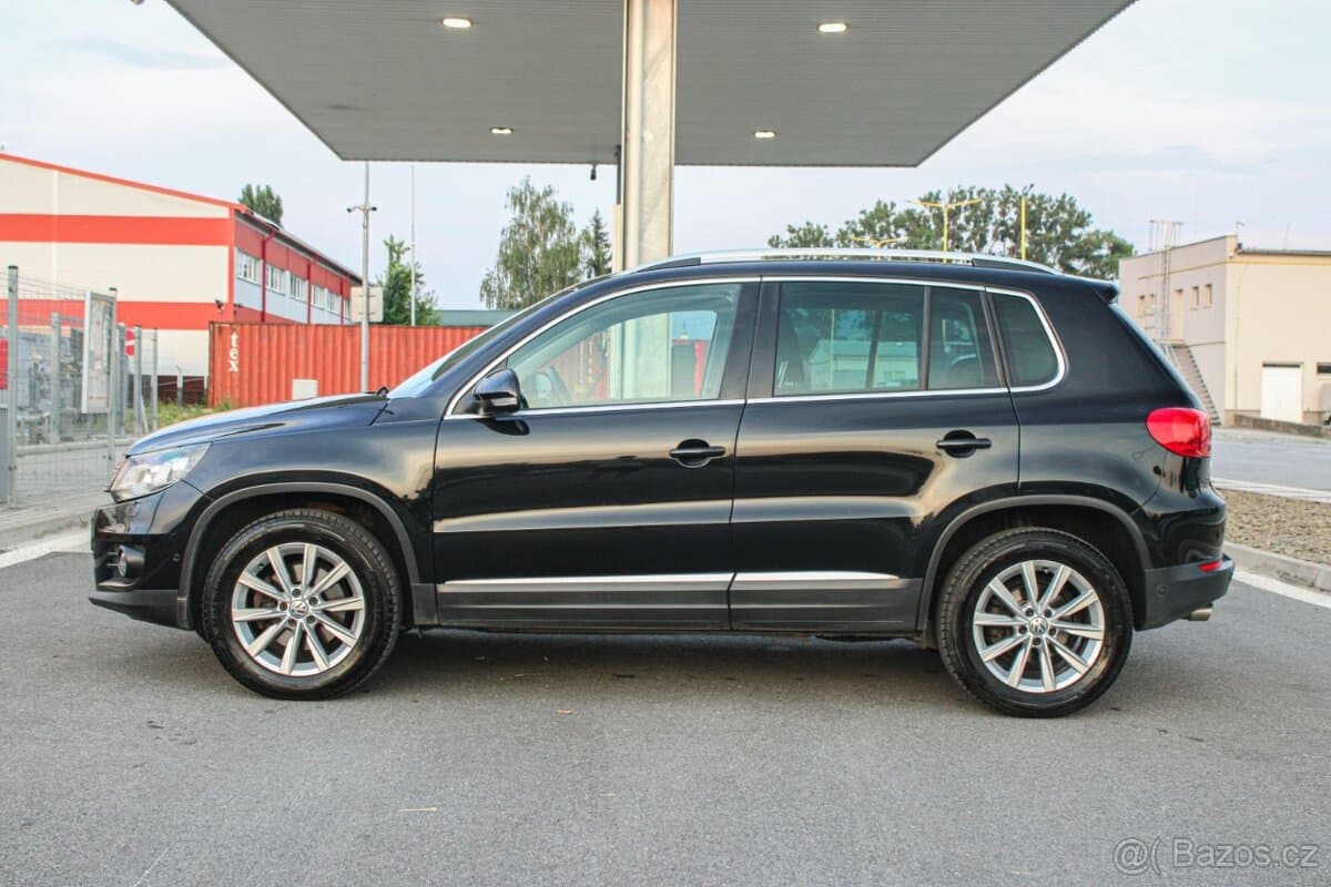 2012 Volkswagen TIGUAN - 5