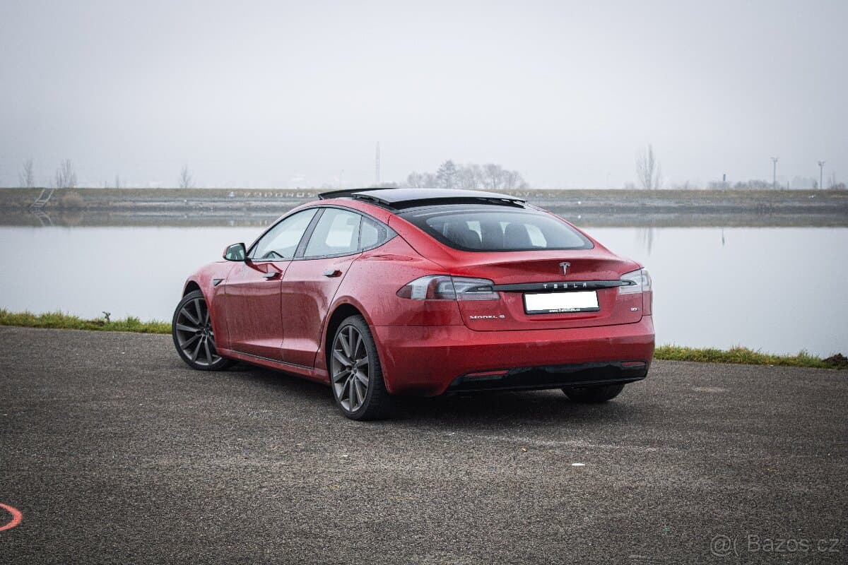 2016 Tesla MODEL S - 5