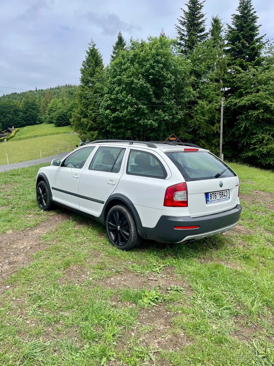 Škoda OCTAVIA - 5