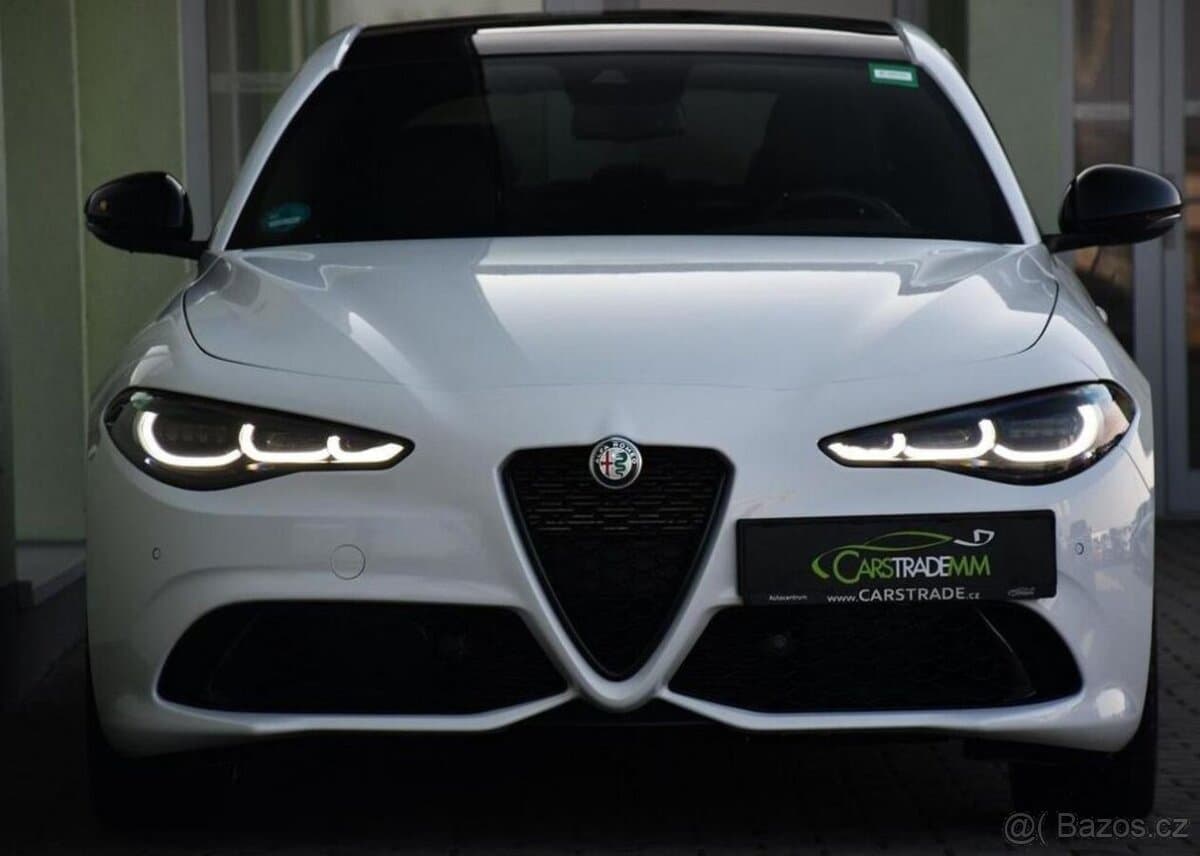 2024 Alfa Romeo GIULIA - 5