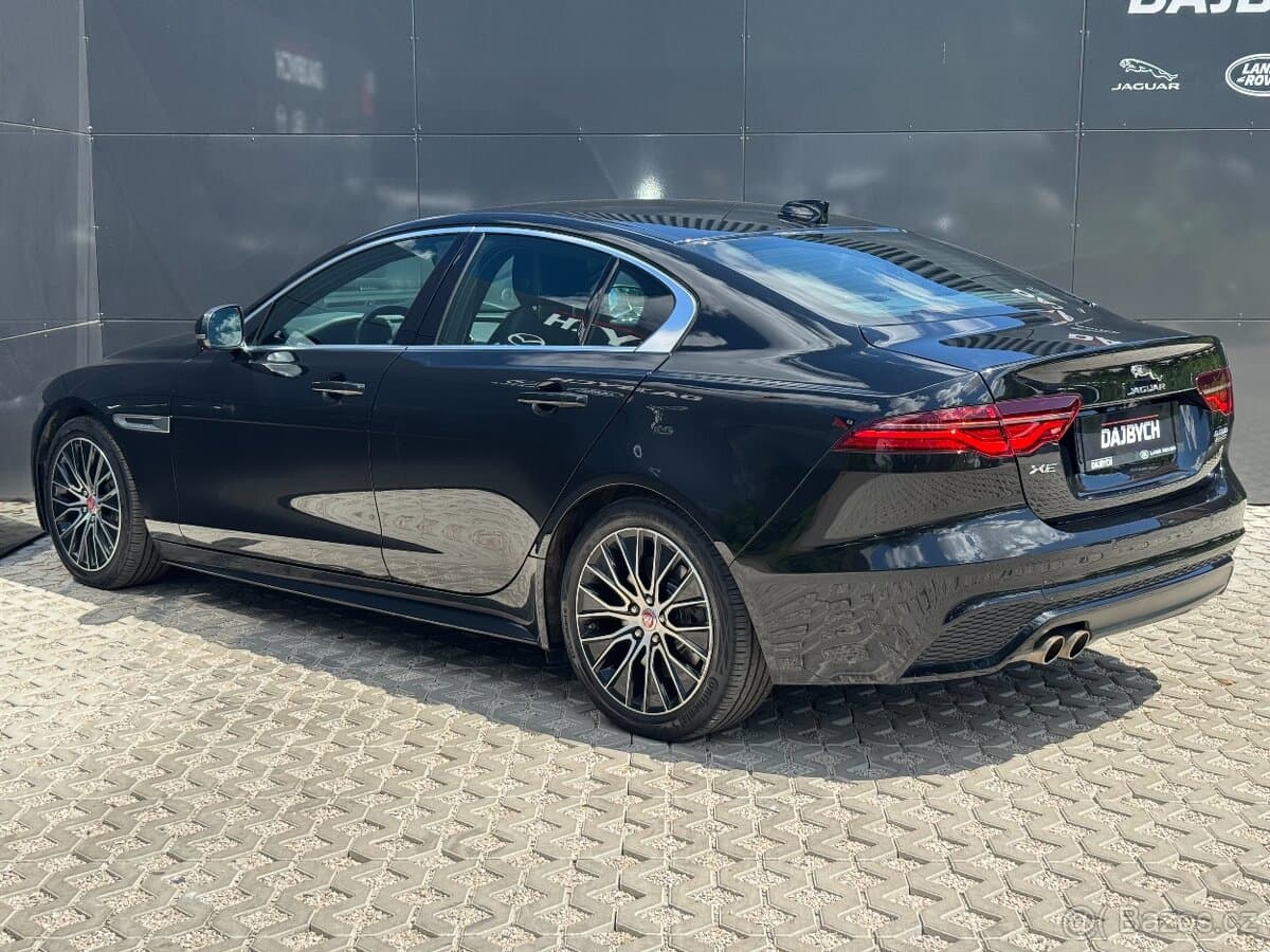 2020 Jaguar XE - 5