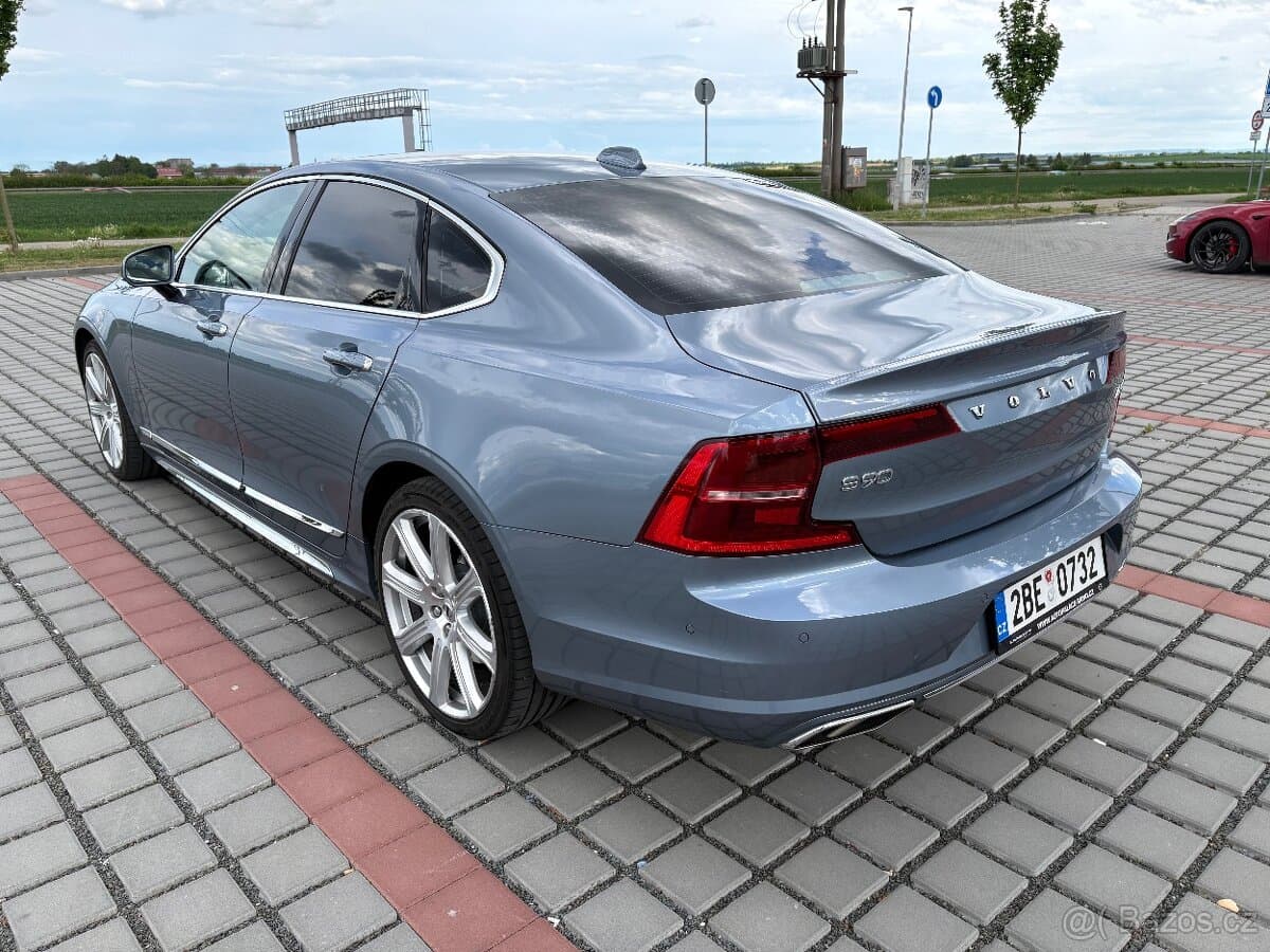 2016 Volvo S90 - 5