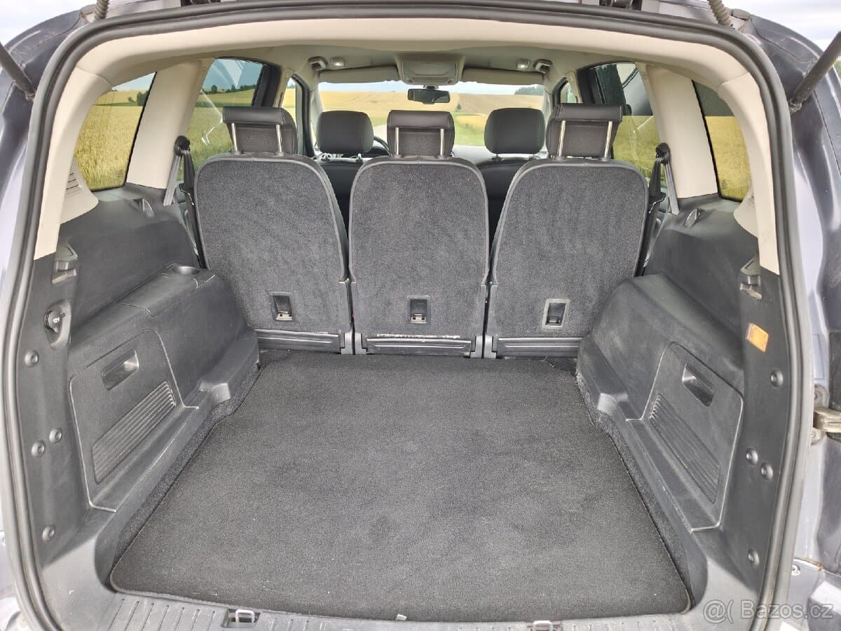 2012 Ford S-MAX - 5