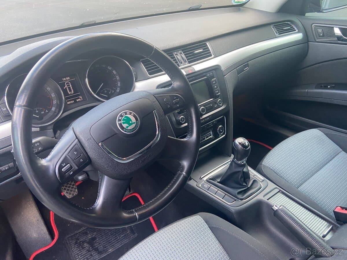 2013 Škoda SUPERB - 5