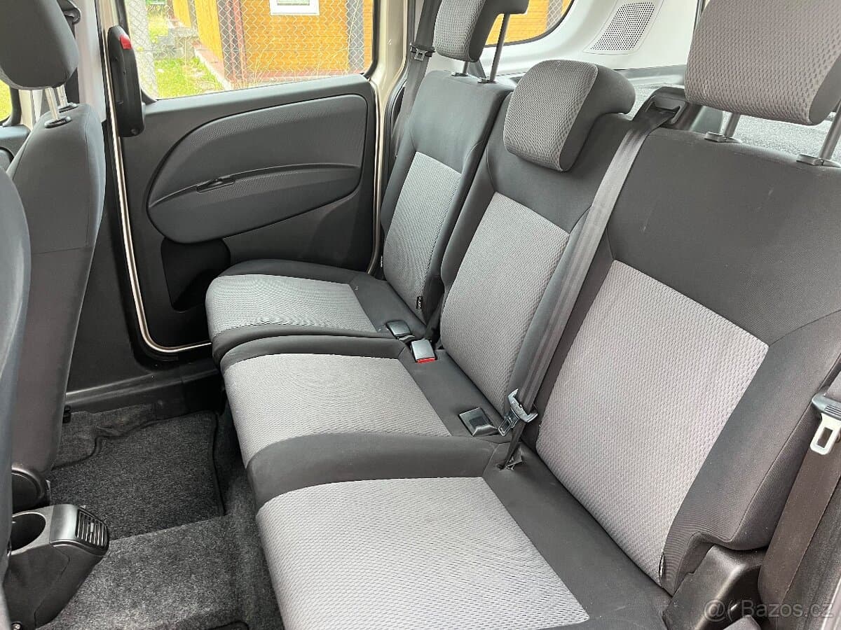 2012 Fiat DOBLO - 5