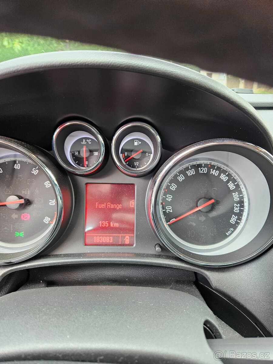 2010 Opel ASTRA - 5