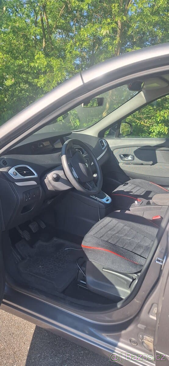 2011 Renault SCENIC - 5