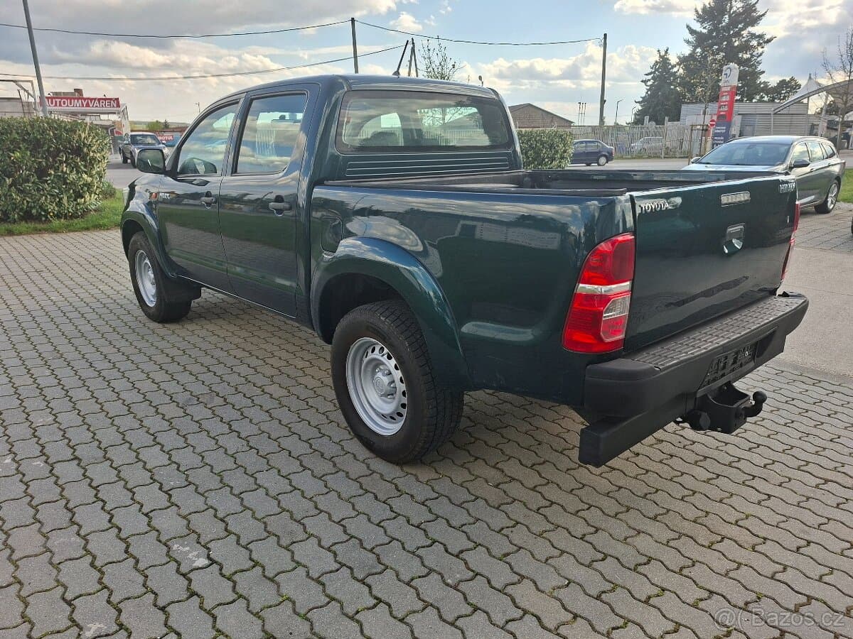 2015 Toyota HILUX - 5