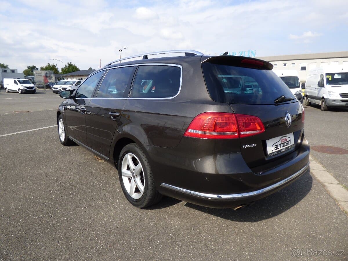 2014 Volkswagen PASSAT - 5