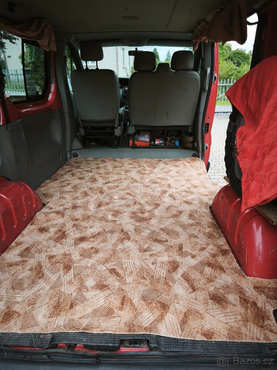 2005 Renault TRAFIC - 5