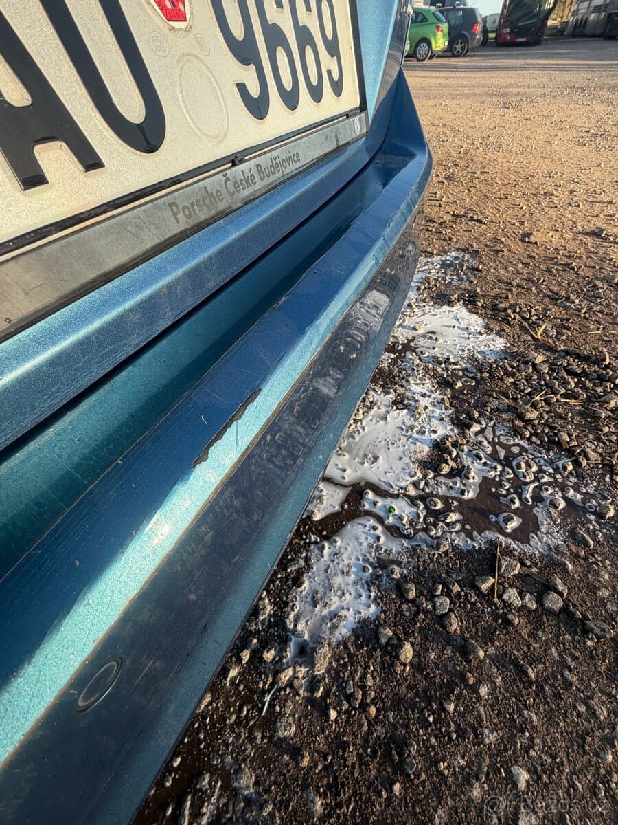 Volkswagen GOLF - 5