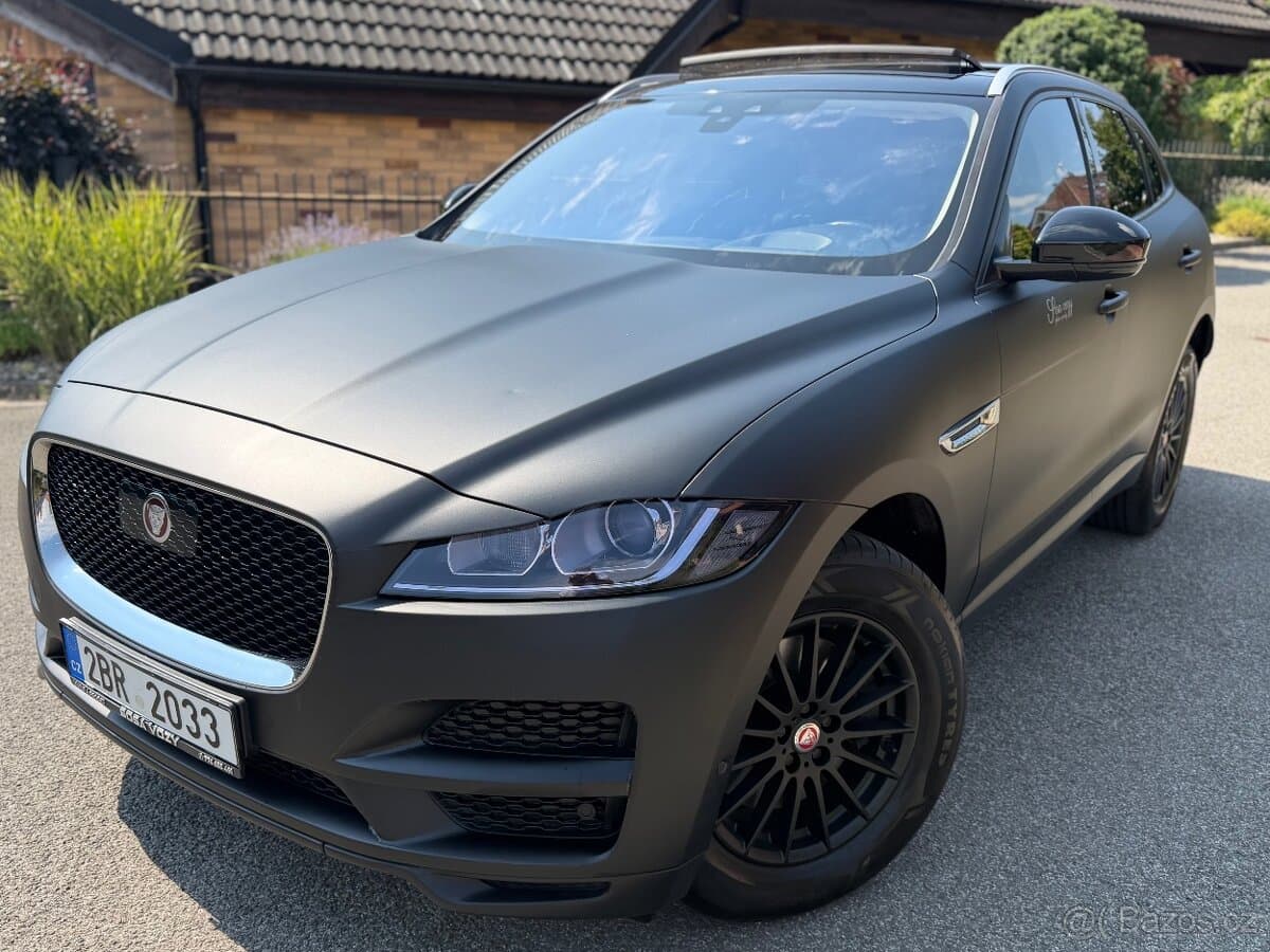 Jaguar F-PACE - 5