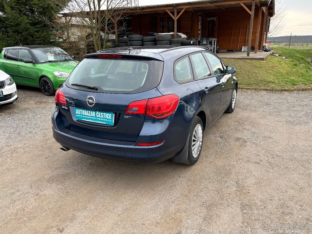 Opel ASTRA - 5